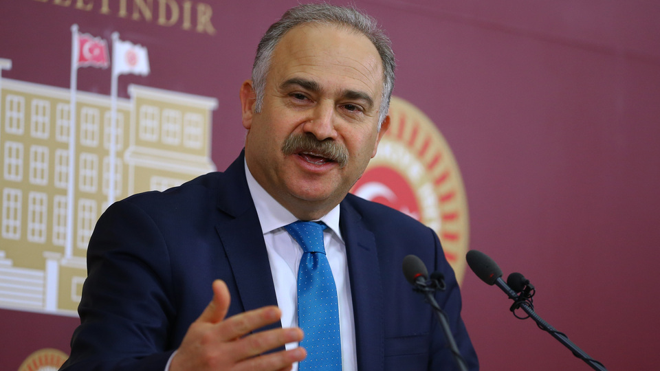"Güler yüzlü bir referandum yapalım"