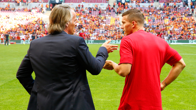 Podolski'den duygusal mesaj!