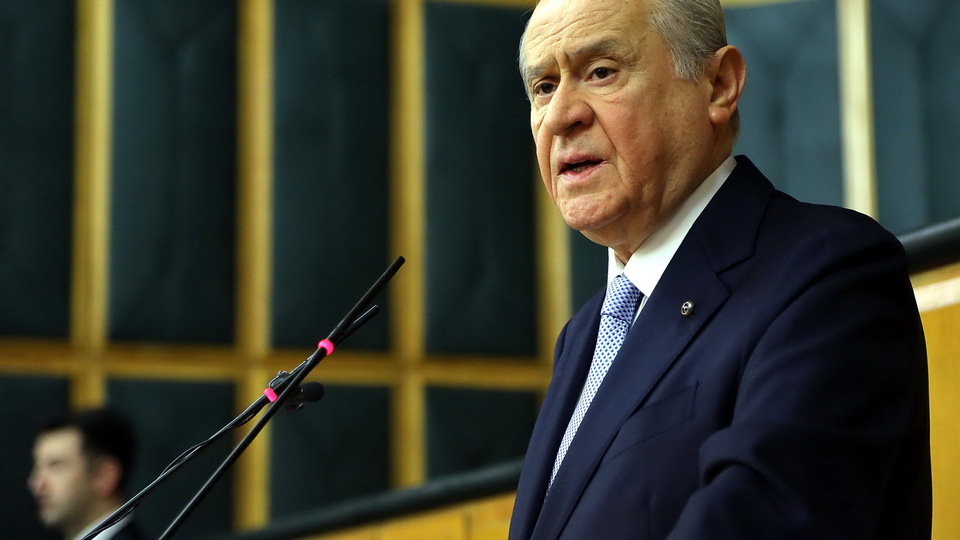 Bahçeli'den referandum genelgesi! MHP ve AK Parti birlikte çalışabilecek