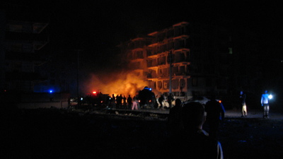 Şanlıurfa'da bombalı araçla saldırı: 1'i çocuk 2 şehit, 18 yaralı