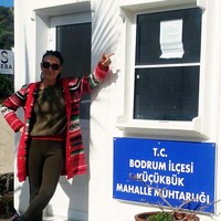 Ünlü şarkıcıdan seçmene çağrı