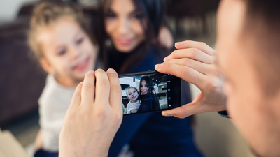 Fotoğrafta gözleri kırmızı çıkıyorsa...