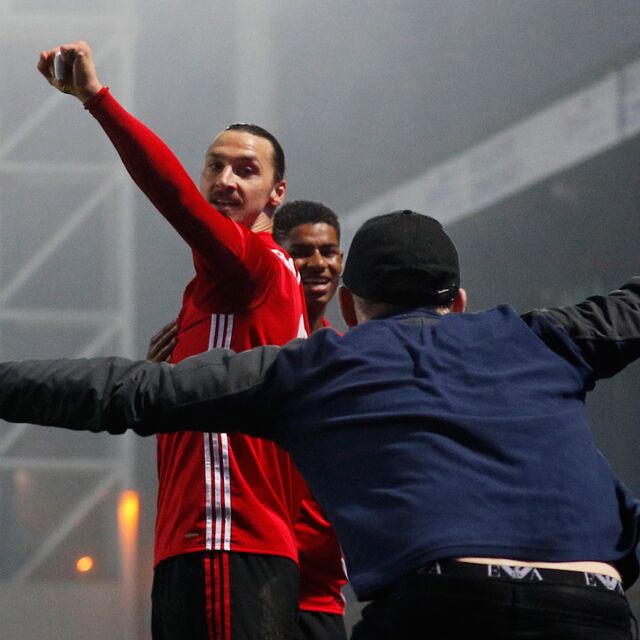 ManU'yu yine Zlatan taşıdı!