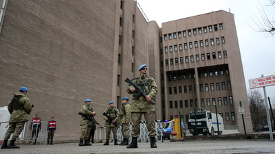 Ömer Halisdemir'i şehit eden darbeciler hakim karşısında!