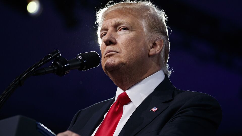 Trump'tan büyük medya kuruluşlarına ambargo!