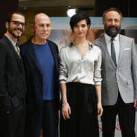 Tuba Büyüküstün'ün saçı dert oldu