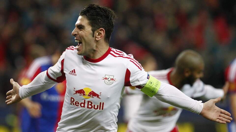 Burak Yılmaz'a yeni takım arkadaşı!