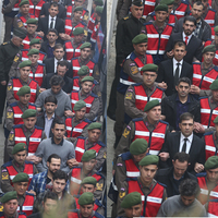 "Bizden önce bölgeyi silahla tarayıp giden birileri var"