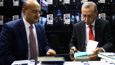 Akdoğan, Erdoğan'ın bilinmeyen yönlerini yazdı