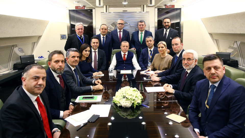 Erdoğan'dan Pakistan dönüşü flaş açıklamalar