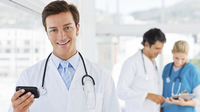 'Yakışıklı doktor' anketi isyan ettirdi!