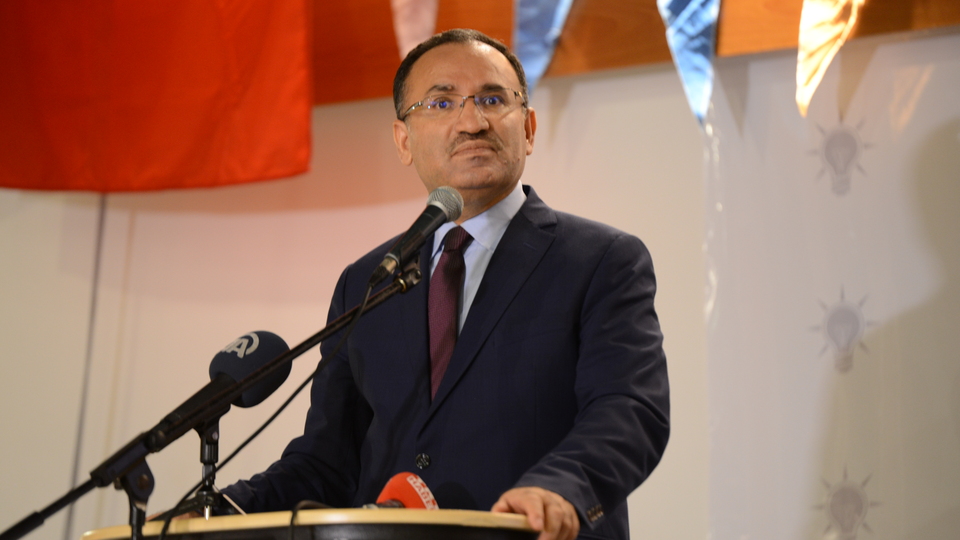 Bozdağ: Ben de o görüşmeyi iptal ettim