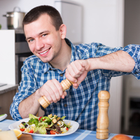 Bol bol serptiğiniz tuz aslında düşmanınız...