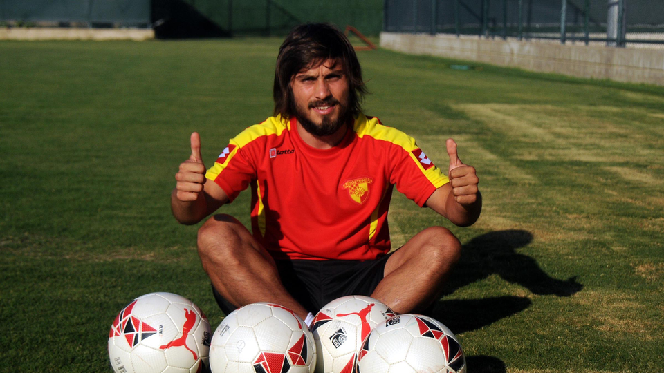 Göztepeli Halil baba oldu!