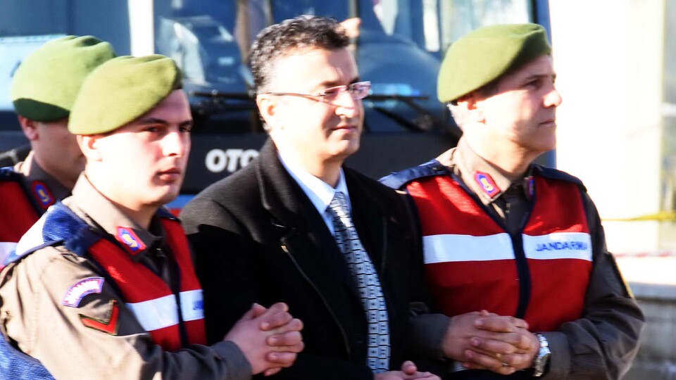 "El bombasının ışığıymış, birinin fotoğraf çektiğini düşünmüştüm"