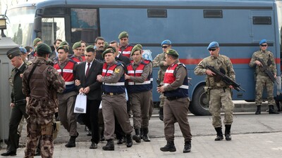 Mahkemede kağıt-kalem kavgası!