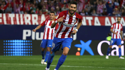 Atletico Madrid 3 puan peşinde