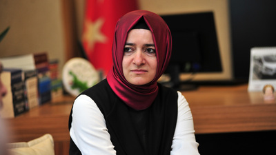 Fatma Betül Sayan Kaya'nın Almanya'daki toplantısı iptal