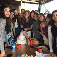 Doğum gününü hayranlarıyla kutladı