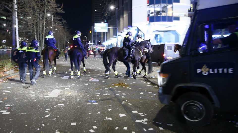 Hollanda'ya çifte nota: Tazminat hakkımız saklı kalmakla birlikte...