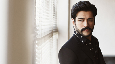 Burak Özçivit'ten 'saç' açıklaması