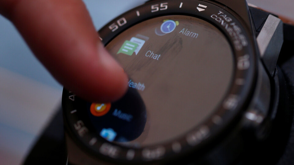 Tag Heuer akıllı saat rekorunu kıracak