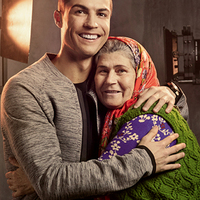 Ronaldo ve Ümmiye Teyze aynı karede!