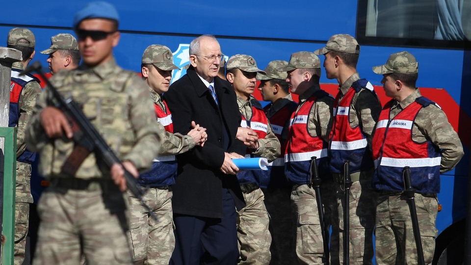 Darbeci generaller sözde imamla defalarca görüşmüş!