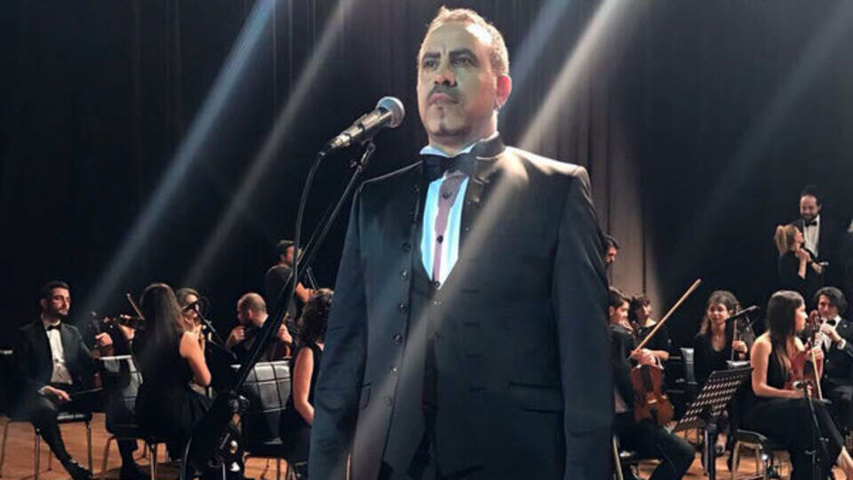 Haluk Levent'ten çok konuşulacak "İzmir Marşı"