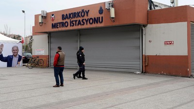 İstanbullular dikkat! Bakırköy Metro İstasyonu kapatıldı!