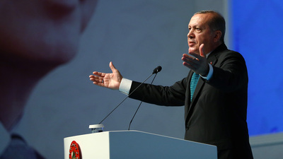 Erdoğan: Hollanda'da bizi sayımızı azaltmakla tehdit ediyorlar