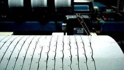 Van ve Adıyaman'da deprem!