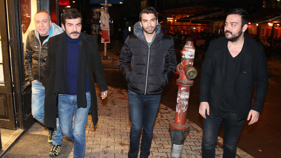 Cihangir'in ağaları sohbette buluştu