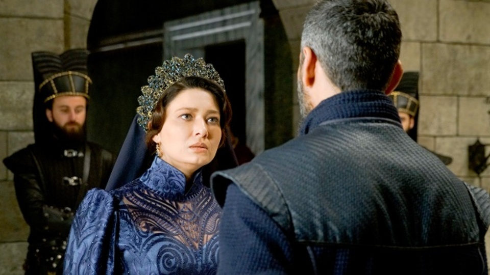 Sultan Murad sırra kadem basıyor