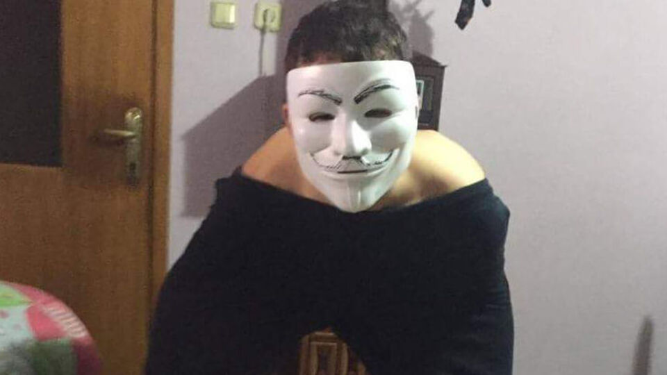 Cinnet getiren lise öğrencisinden korkunç paylaşım!