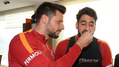 Aslan'da çifte kutlama!