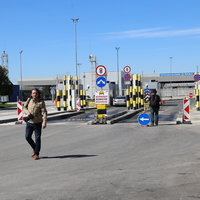 Seçmenler, Bulgaristan sınırını yürüyerek geçiyor!