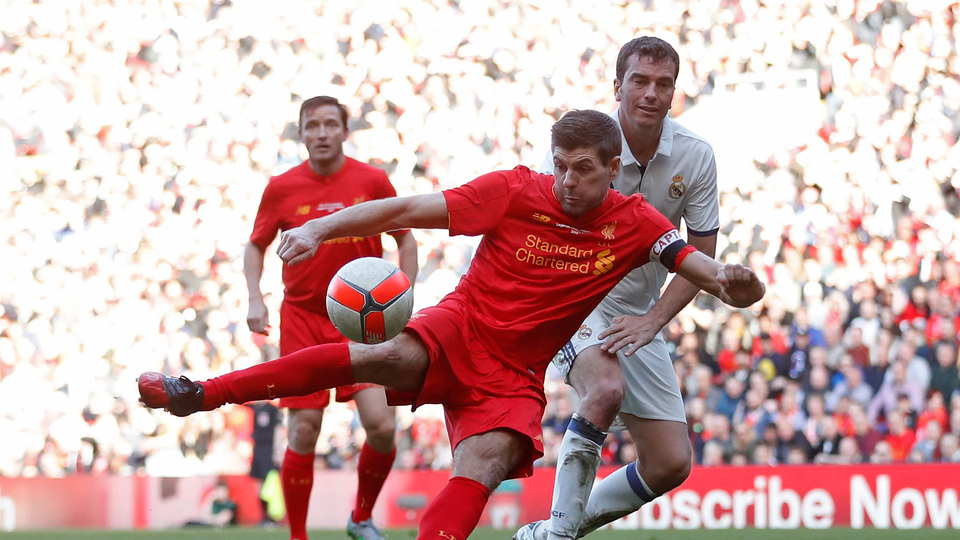 Yıldızlar yardım maçında karşılaştı!