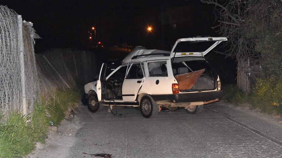 İzmir'de iki ayrı patlama! PKK'lı teröristlerden biri öldü, diğeri yaralı ele geçirildi