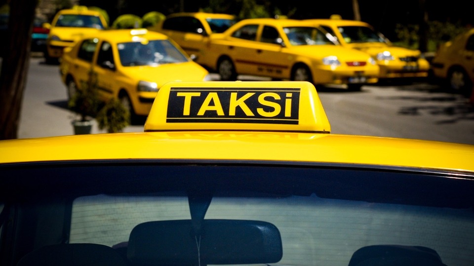 Taksici rezaletinin görüntüleri ortaya çıktı
