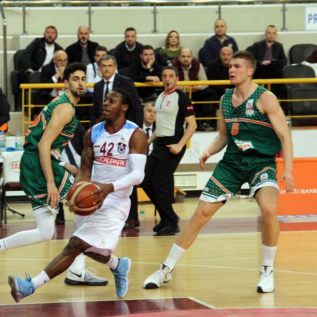 Banvit, Fırtına'yı kopardı!