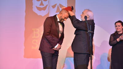 Baba Sahne'ye fesli açılış