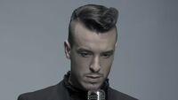 Cem Adrian Van'a geliyor
