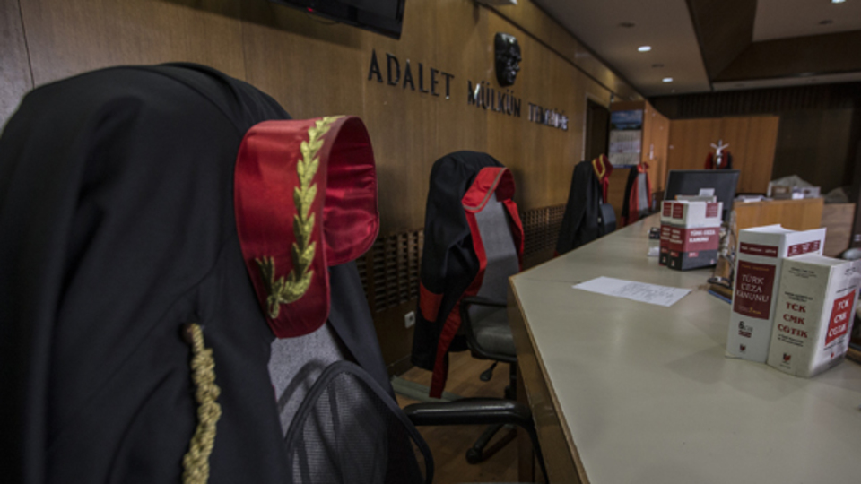 İşte o hakimlerin açığa alınma gerekçesi!