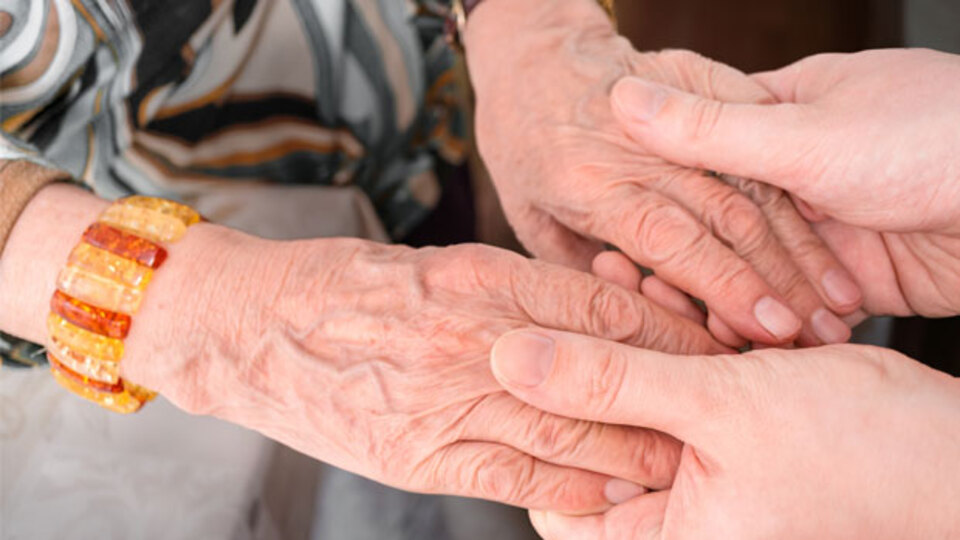 İlk kez Parkinson hastalarına özel egzersiz videosu hazırlandı!