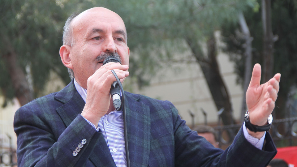 Bakan Müezzinoğlu ameliyat oldu