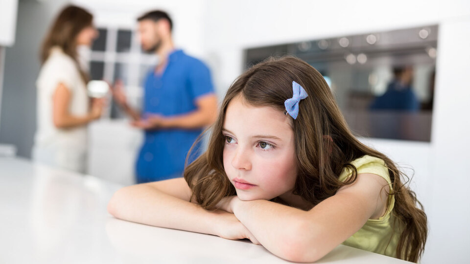 Aile içindeki sevgisizlik çocuğun kısa kalmasına neden oluyor!