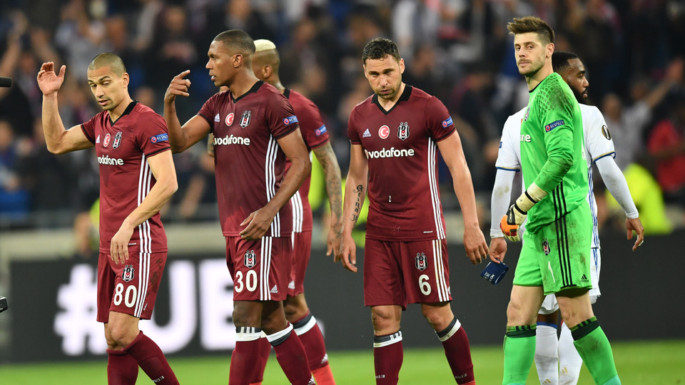 "Kiev'de hakem skandalı, Lyon'da defans ve Fabri faciası..."