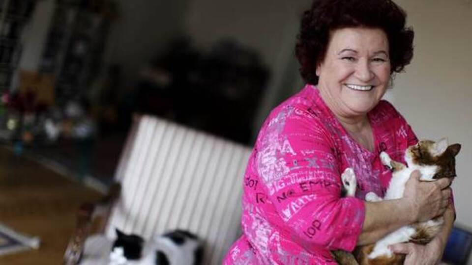 Selda Bağcan'ın kedilerini zehirlediler