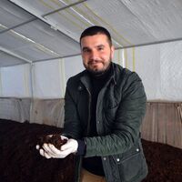 Kömürlükte başlamıştı...